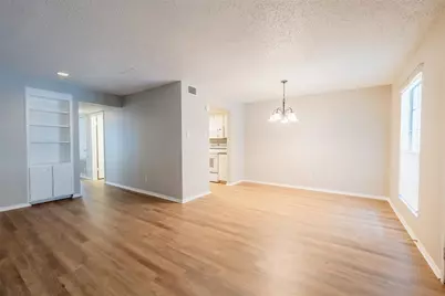 2401 Leon Street #108, Austin, TX 78705 - Photo 2