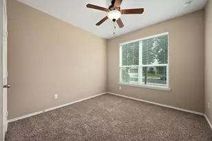 31424 Kingsway Rd, Georgetown, TX 78628 - Photo 16