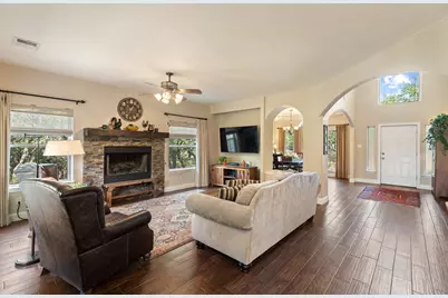 507 Saddlehorn Drive, Dripping Springs, TX 78620 - Photo 8