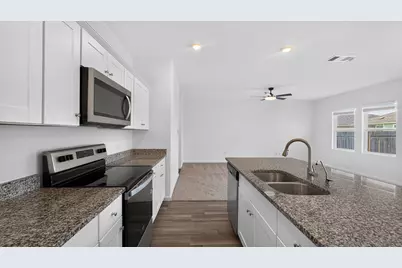 337 Line Of Fire Way, Jarrell, TX 76537 - Photo 18