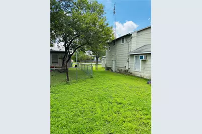 927937 N Franklin Street, La Grange, TX 78945 - Photo 6