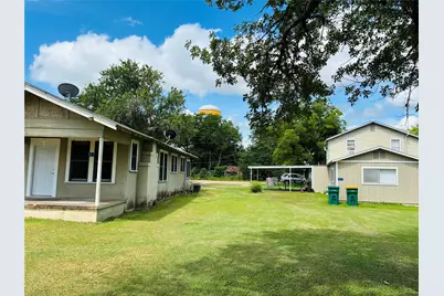 927937 N Franklin Street, La Grange, TX 78945 - Photo 2