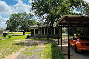927937 N Franklin St, La Grange, TX 78945 - Photo 6