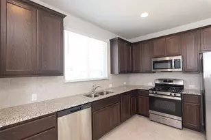 350 Fabion St, Kyle, TX 78640 - Photo 10