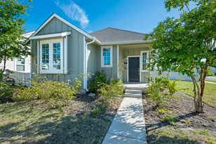300 Hortus Dr, Kyle, TX 78640 - Photo 2