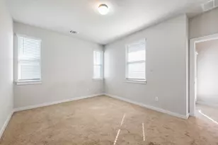 300 Hortus Dr, Kyle, TX 78640 - Photo 14