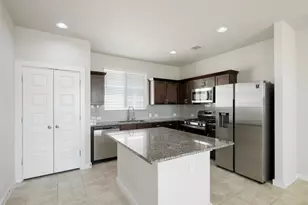 300 Hortus Dr, Kyle, TX 78640 - Photo 10
