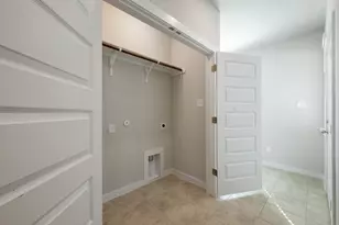 300 Hortus Dr, Kyle, TX 78640 - Photo 24