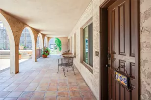 505 W 7th St, Austin, TX 78701 - Photo 1
