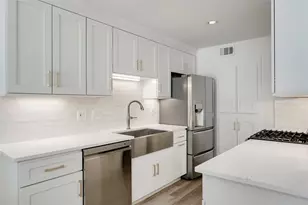505 W 7th St, Austin, TX 78701 - Photo 4