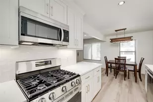 505 W 7th St, Austin, TX 78701 - Photo 6