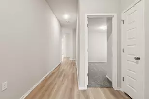 9304 Corvallis Dr, Austin, TX 78747 - Photo 2