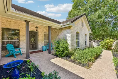 10002 Shinnecock Hills Drive, Austin, TX 78747 - Photo 2