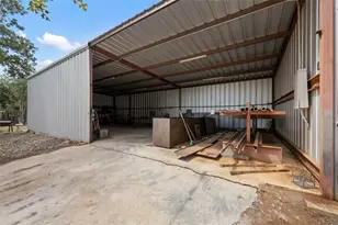 485 Bridgestone Ct, Lockhart, TX 78644 - Photo 38