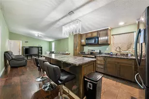 485 Bridgestone Ct, Lockhart, TX 78644 - Photo 14