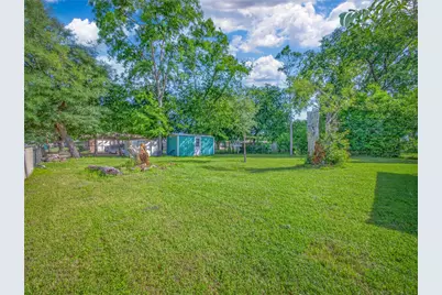 719 W Karnes Drive, Robinson, TX 76706 - Photo 20