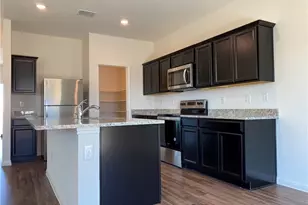 12901 Robert Lafollette Rd, Manor, TX 78653 - Photo 4