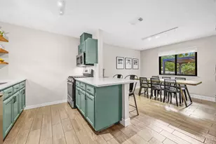 5005 Ganymede Dr, Austin, TX 78727 - Photo 10