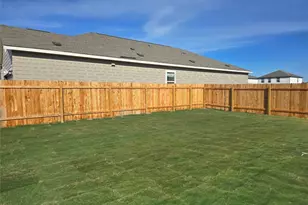 209 Rodgers Rd, Taylor, TX 76574 - Photo 22