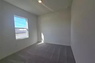 209 Rodgers Rd, Taylor, TX 76574 - Photo 8