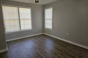 411 W 5th St, Taylor, TX 76574 - Photo 8