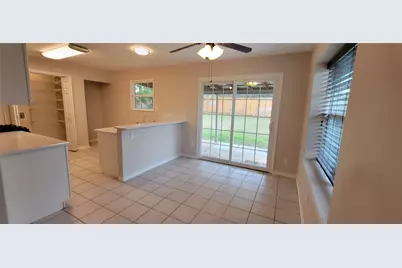 195 Cardinal Drive, Paige, TX 78659 - Photo 6