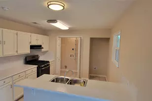 195 Cardinal Dr, Paige, TX 78659 - Photo 4