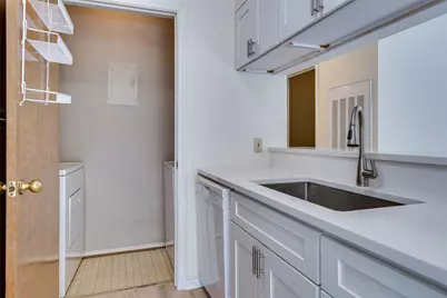 1406 Windsor Road #201, Austin, TX 78703 - Photo 16