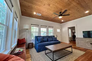 2468 Gruene Rd, New Braunfels, TX 78130 - Photo 10