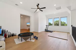 101 Wolf Rdg Rd, Georgetown, TX 78628 - Photo 24