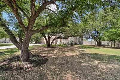101 Wolf Ridge Road, Georgetown, TX 78628 - Photo 2