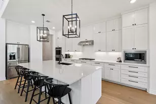 101 Wolf Rdg Rd, Georgetown, TX 78628 - Photo 10