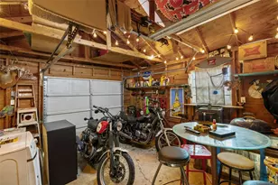 839 W 6th St, Taylor, TX 76574 - Photo 22