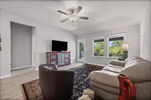 416 View Dr, Georgetown, TX 78628 - Photo 14