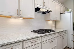 109 Lombardia Dr, Lakeway, TX 78734 - Photo 14