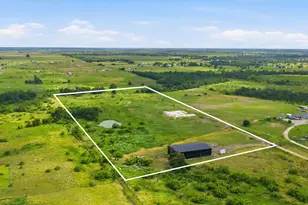 1701 Co Rd 466, Elgin, TX 78621 - Photo 16