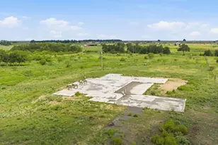 1701 Co Rd 466, Elgin, TX 78621 - Photo 14