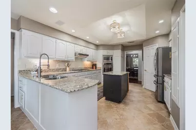 302 S Ridge Circle, Georgetown, TX 78628 - Photo 12