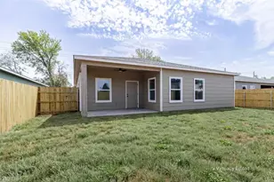 311 Myrtle Rd, Smithville, TX 78957 - Photo 16