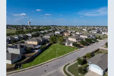 326 Pearl Way, Buda, TX 78610 - Photo 32