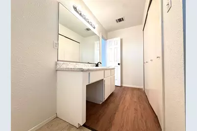 12300 Emery Oaks Road, Austin, TX 78758 - Photo 6