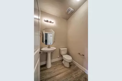 508 High Tech Drive #B, Georgetown, TX 78626 - Photo 12