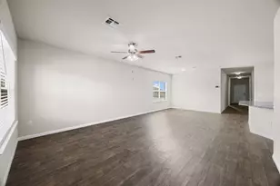 10801 Defender Trl, Austin, TX 78754 - Photo 6