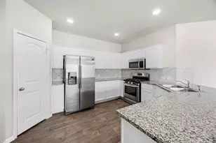 10801 Defender Trl, Austin, TX 78754 - Photo 10