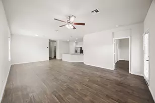 10801 Defender Trl, Austin, TX 78754 - Photo 8