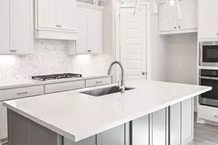 136 Brewer St, Kyle, TX 78640 - Photo 8