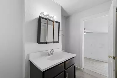 1401 E 29th Street, Bryan, TX 77802 - Photo 8
