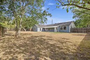 1401 E 29th St, Bryan, TX 77802 - Photo 24