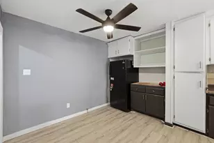 1401 E 29th St, Bryan, TX 77802 - Photo 16