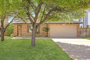 301 Wildwood Dr, Georgetown, TX 78633 - Photo 1